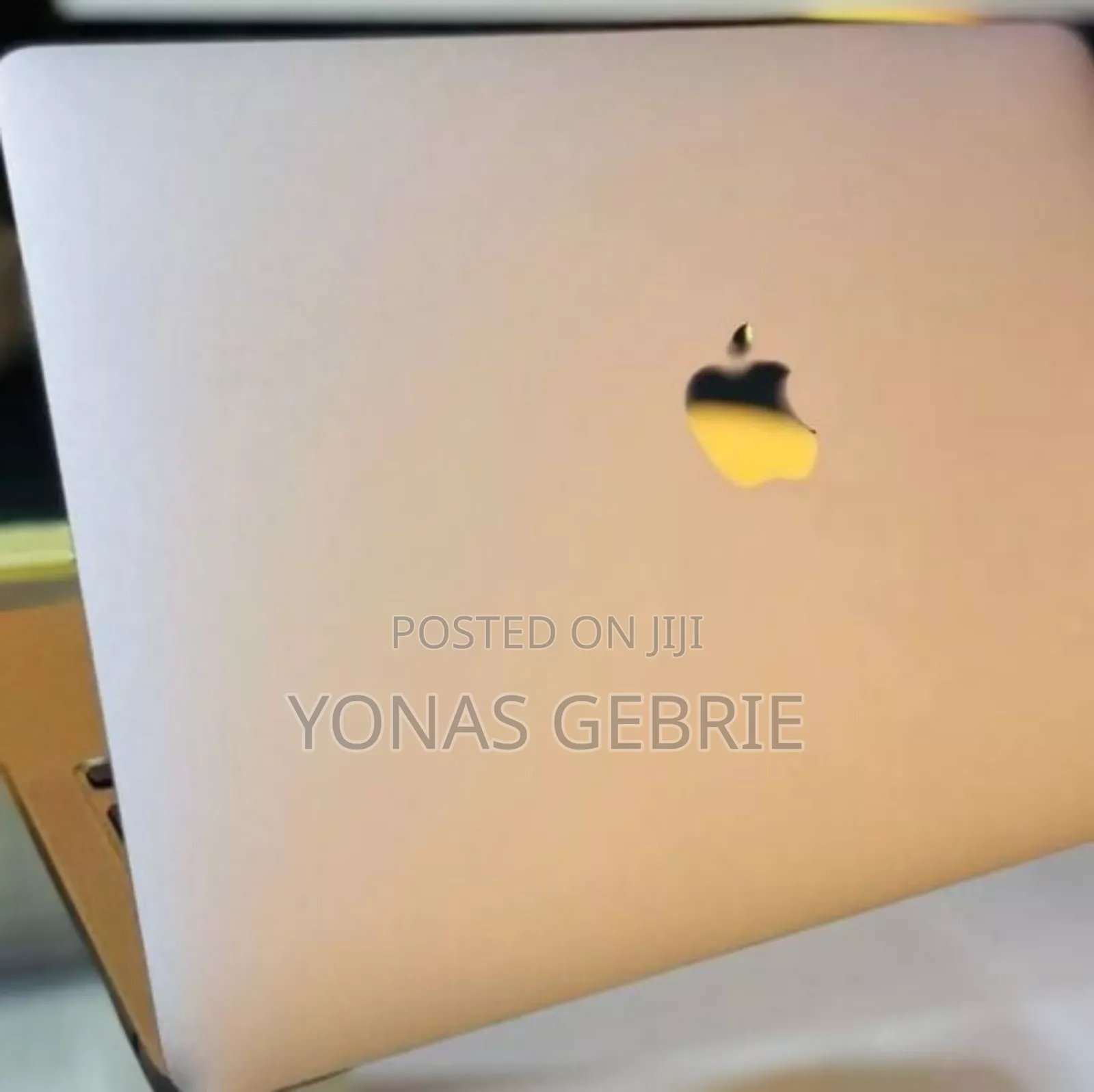 New Laptop Apple MacBook Pro M1 8GB Apple M1 SSD 256GB