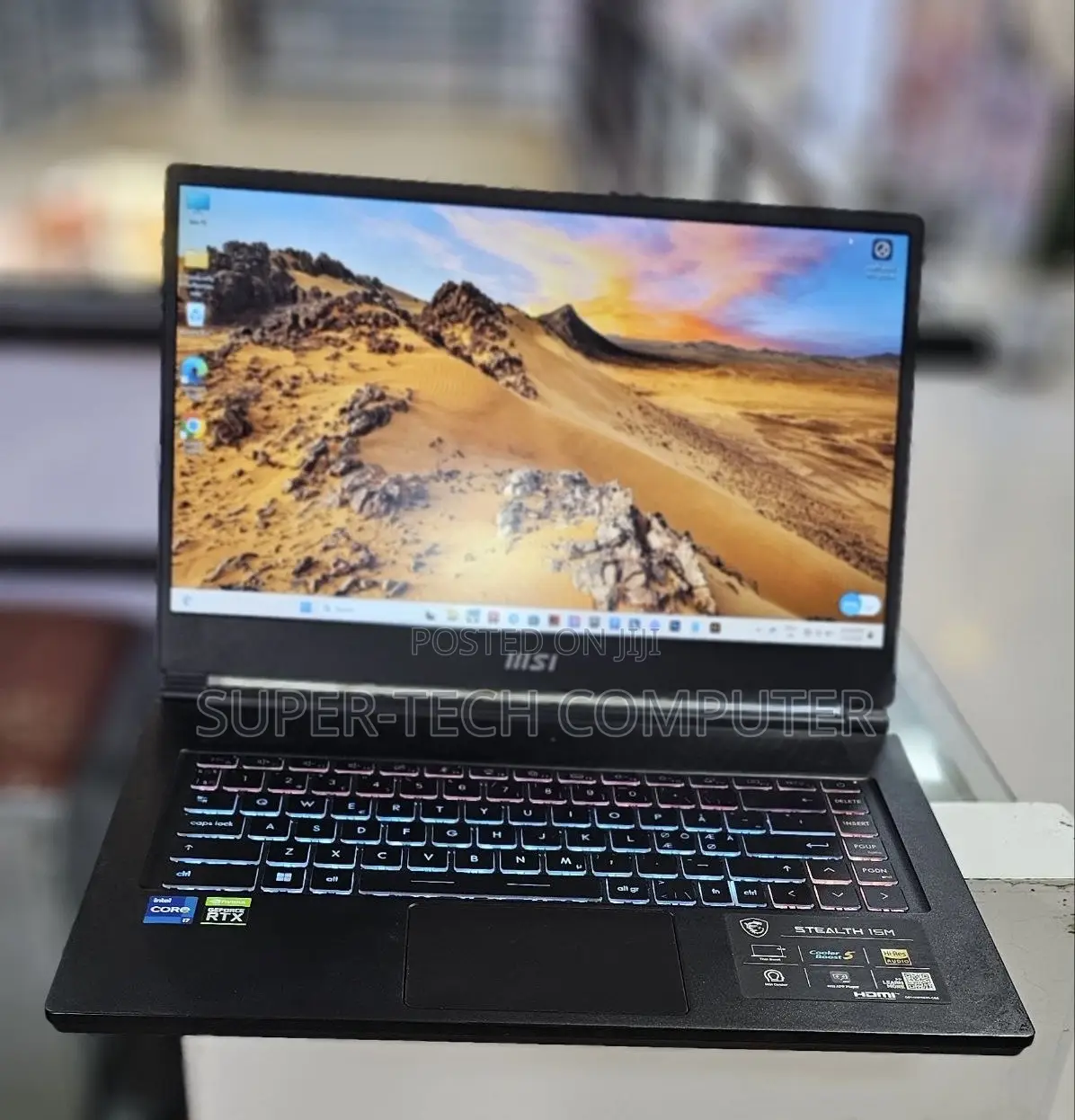 New Laptop MSI Stealth 17 Studio A13V 16GB Intel Core I7 SSD 1T