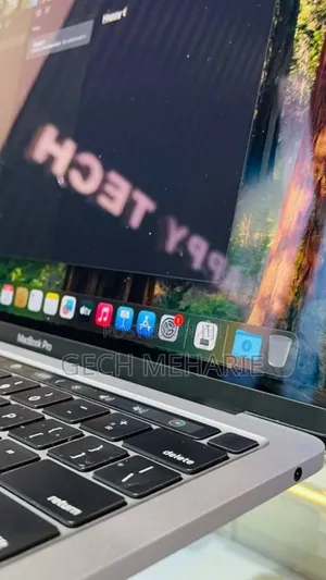 New Laptop Apple MacBook Pro M1 8GB Apple M1 Pro SSD 256GB