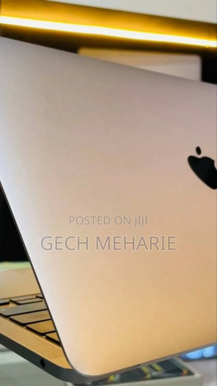 New Laptop Apple MacBook Pro M1 8GB Apple M1 Pro SSD 256GB