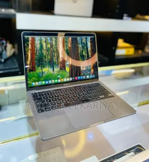 New Laptop Apple MacBook Pro M1 8GB Apple M1 Pro SSD 256GB