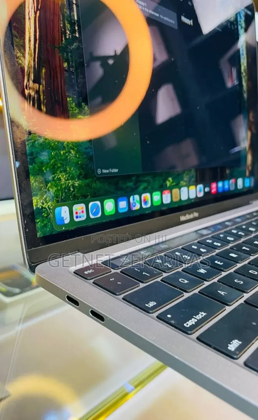 New Laptop Apple MacBook Pro M1 8GB Apple M1 Pro SSD 256GB