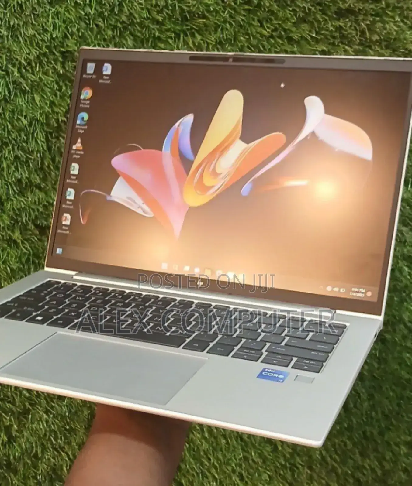 New Laptop HP EliteBook 840 G9 16GB Intel Core I7 SSD 512GB