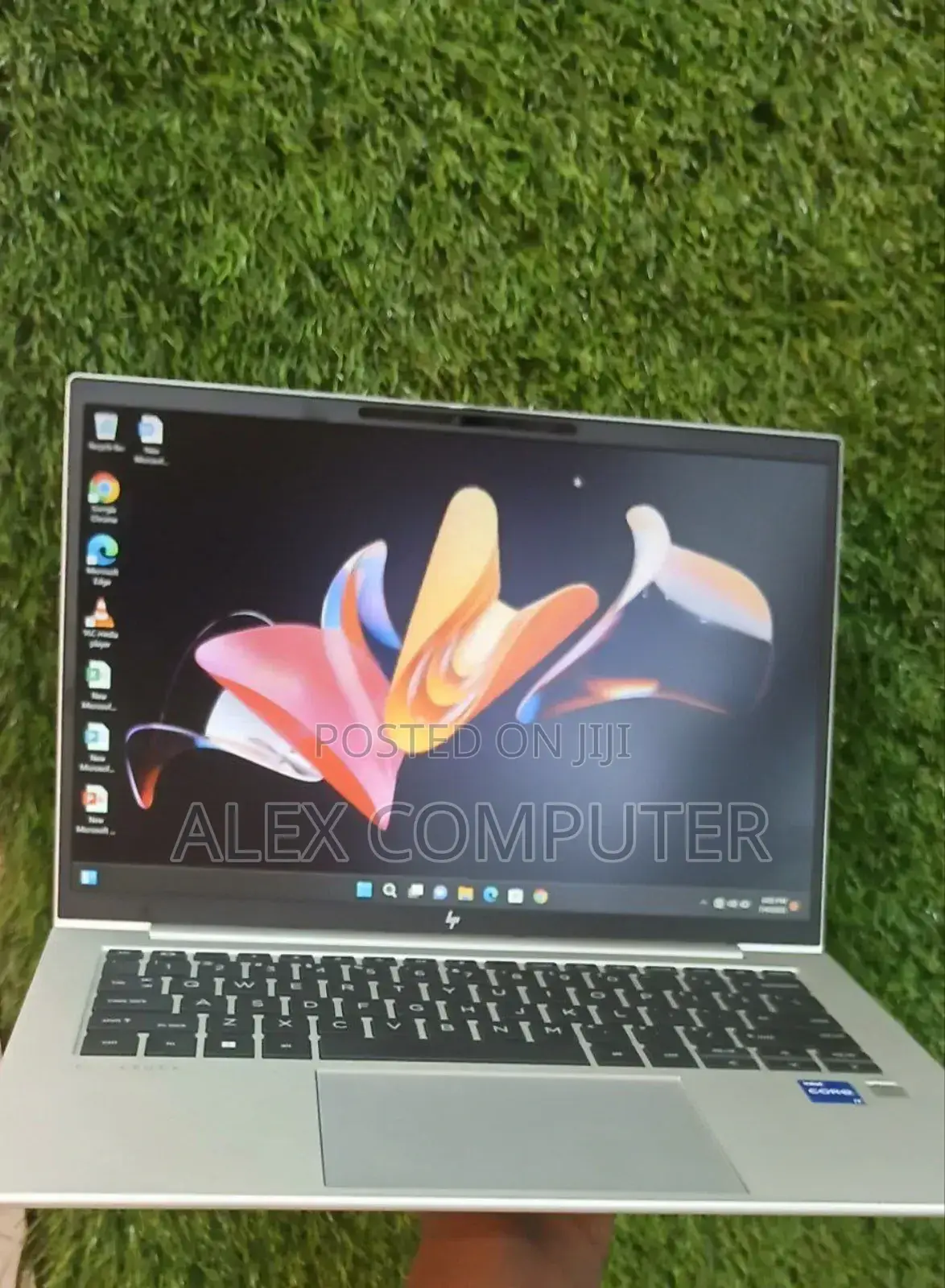 New Laptop HP EliteBook 840 G9 16GB Intel Core I7 SSD 512GB