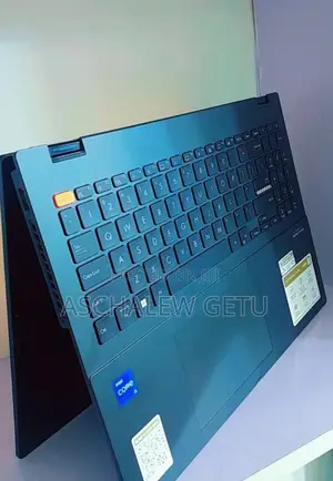 New Laptop Asus VivoBook 15 X505BA 16GB Intel Core I7 SSD 512GB