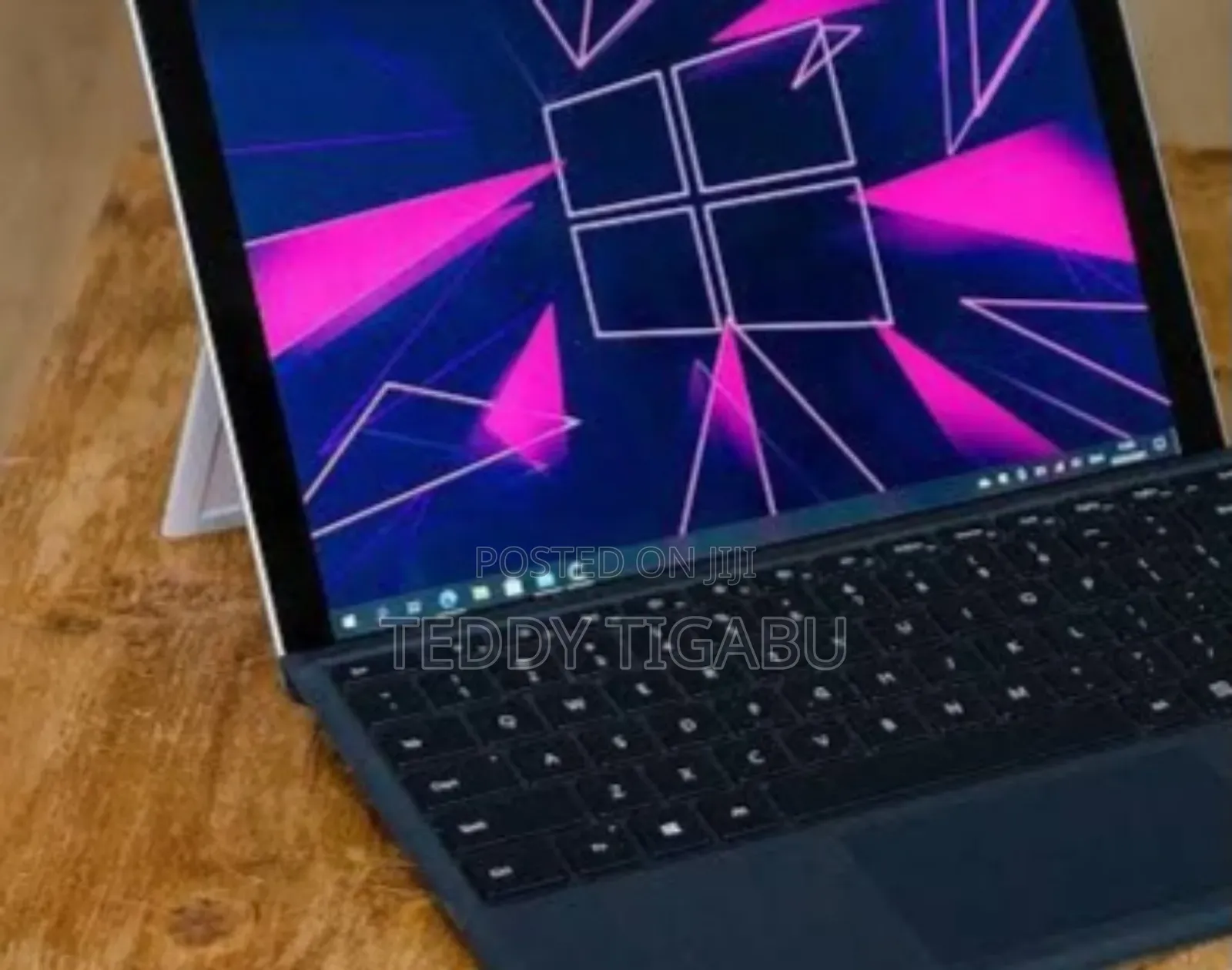 New Laptop Microsoft Surface Pro 7 16GB Intel Core I7 SSD 512GB