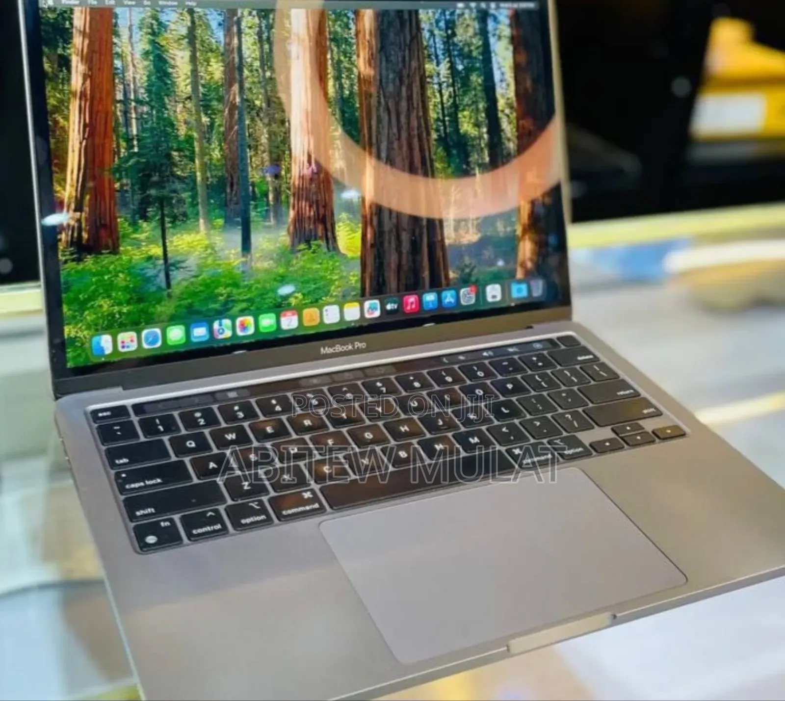 New Laptop Apple MacBook Pro M1 8GB Apple M1 SSD 256GB