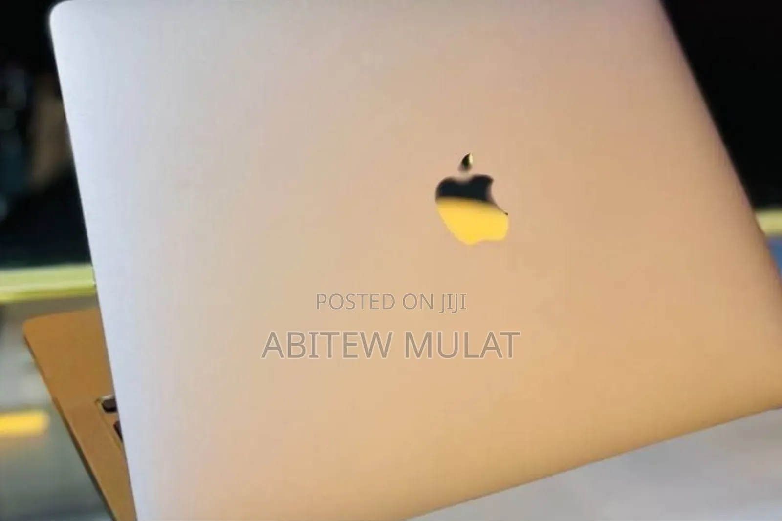 New Laptop Apple MacBook Pro M1 8GB Apple M1 SSD 256GB