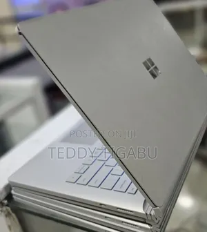 New Laptop Microsoft Surface Book 3 16GB Intel Core I7 SSD 256GB