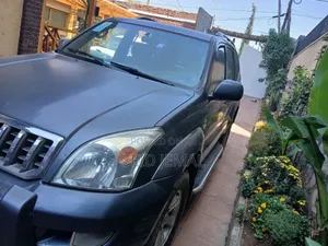 Toyota Land Cruiser Prado 2008 Gray
