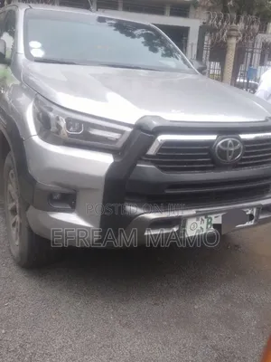 Photo - Toyota Land Cruiser 2021 Silver