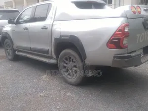 Toyota Land Cruiser 2021 Silver