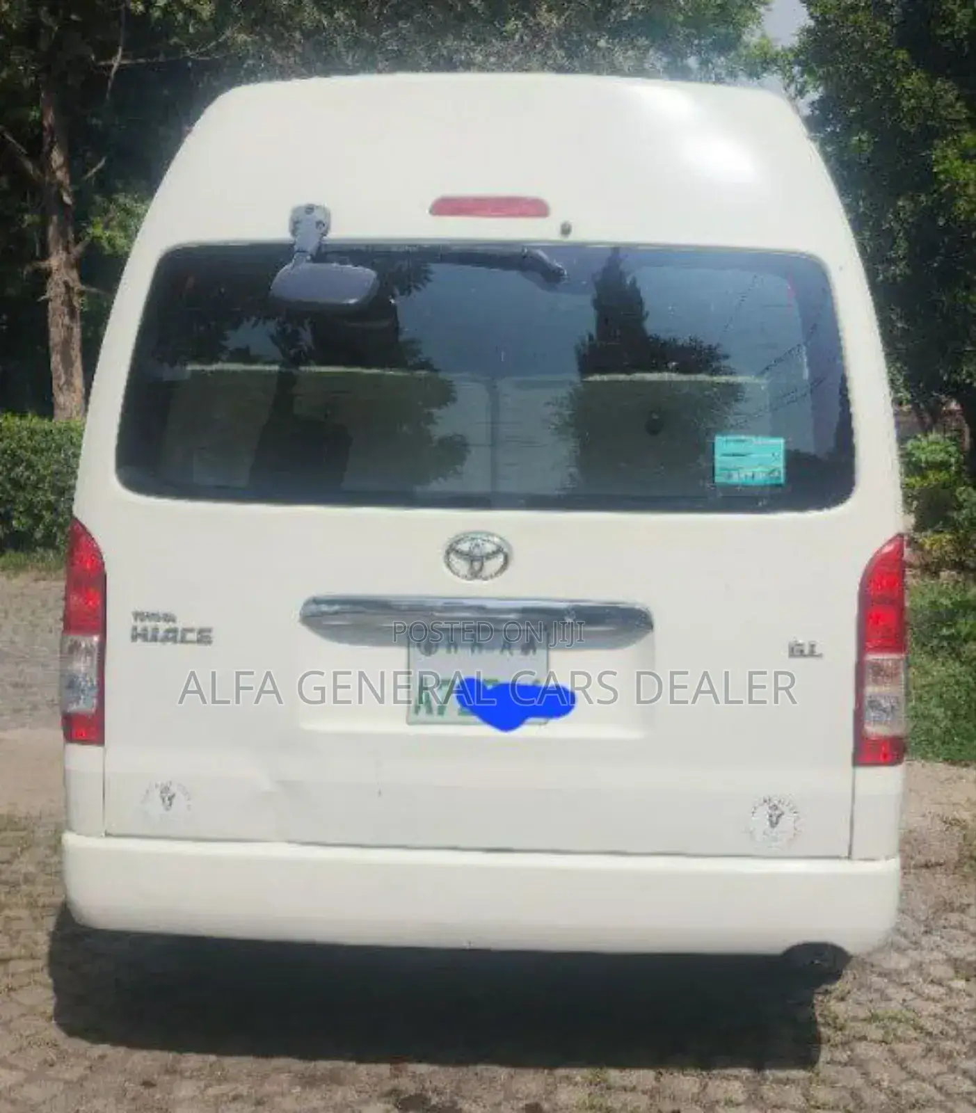 Toyota HiAce 2018 White