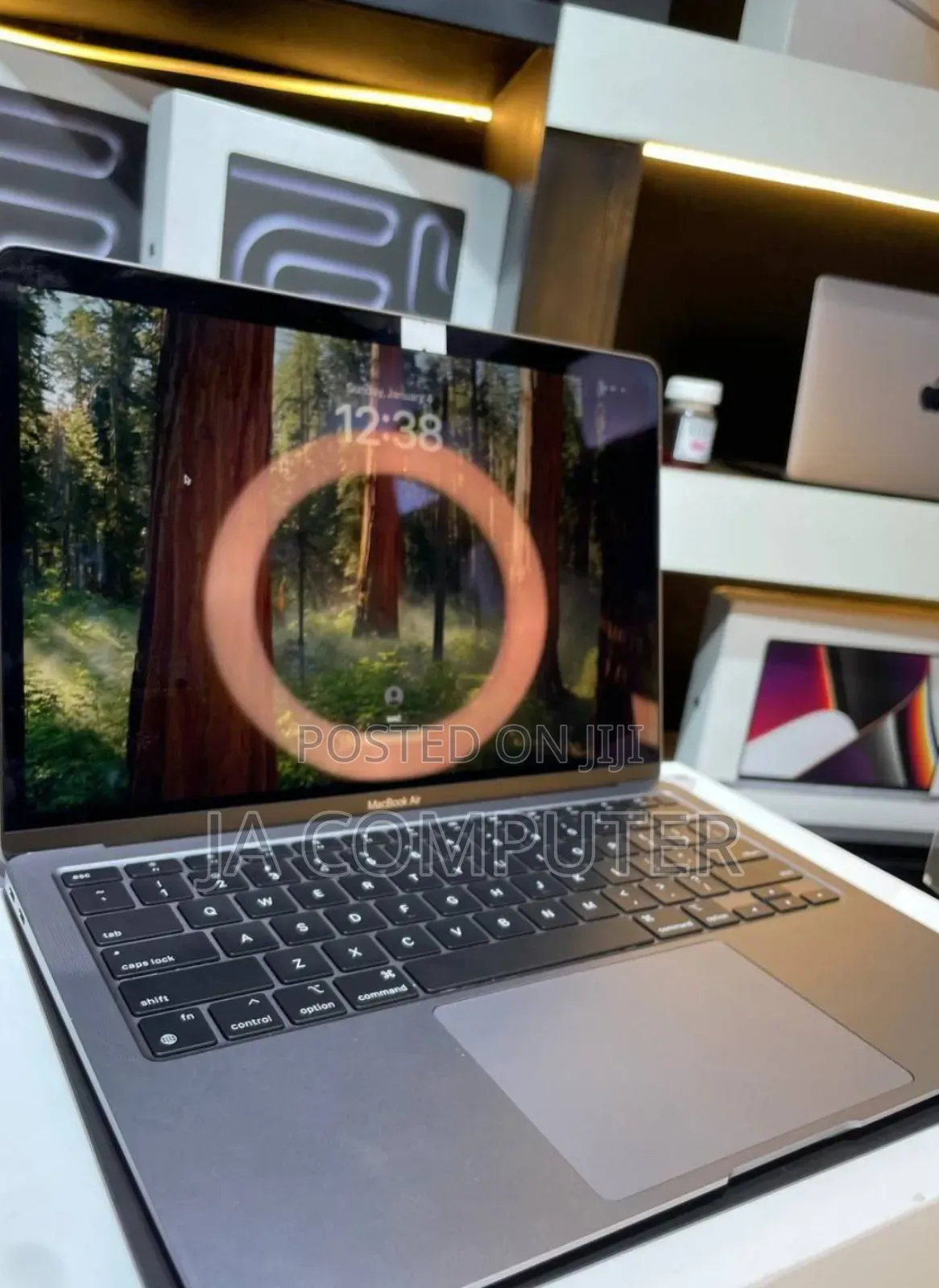 New Laptop Apple MacBook Air 2020 M1 8GB Apple M1 SSD 256GB