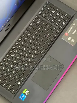 New Laptop MSI Raider GE76 12UGS 32GB Intel Core I7 SSD 1T