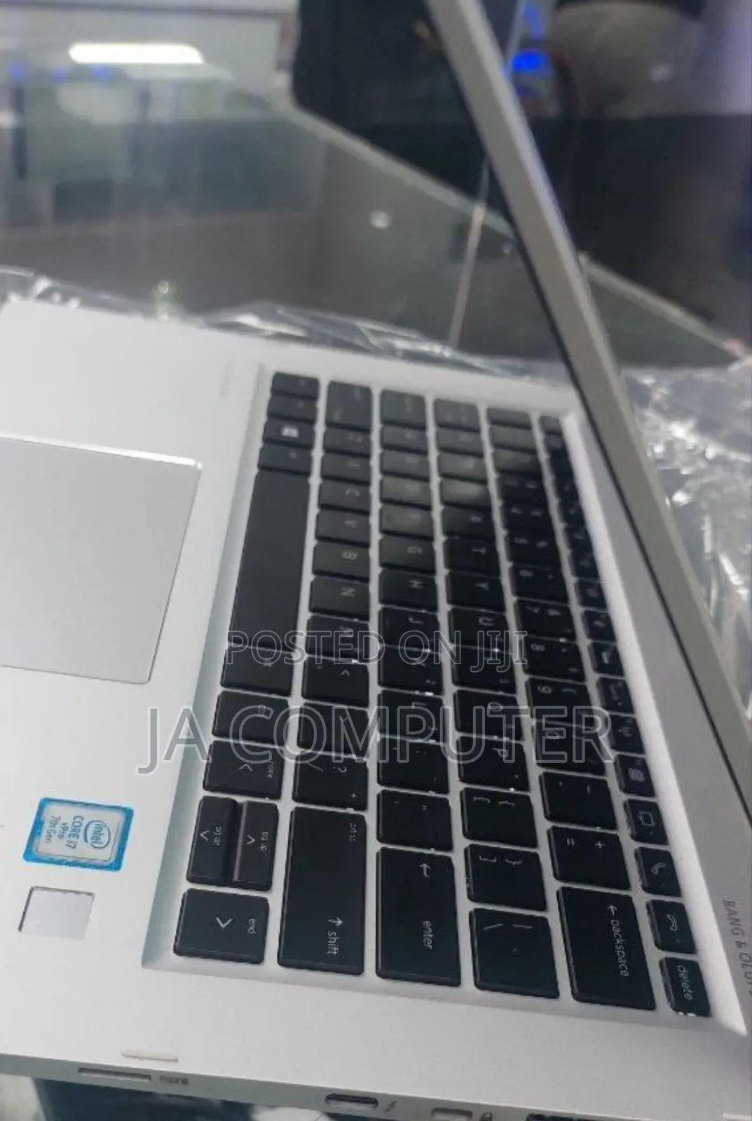 New Laptop HP EliteBook X360 1030 G2 8GB Intel Core I7 SSD 512GB