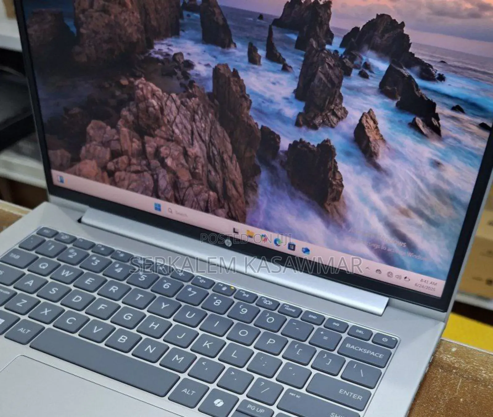 New Laptop HP ProBook 440 16GB Intel Core Ultra 5 SSD 512GB