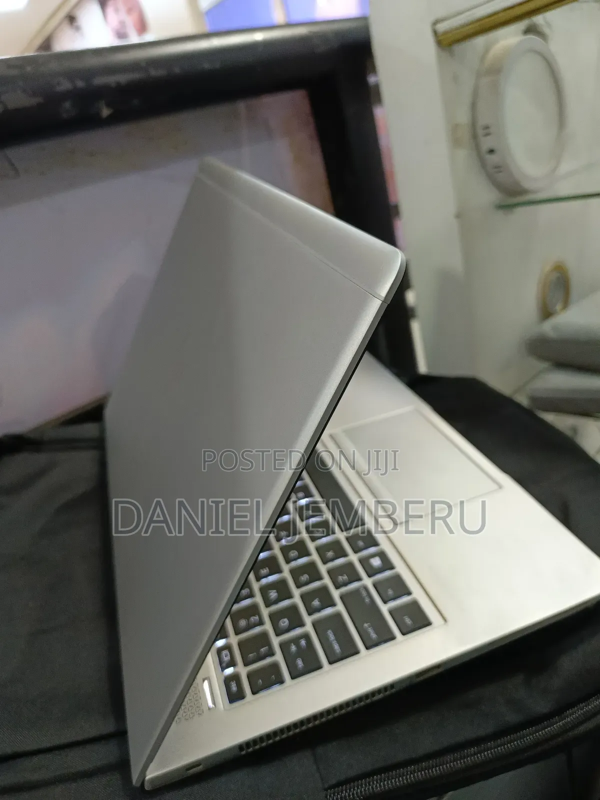 New Laptop HP EliteBook 840 G6 16GB Intel Core I7 SSD 512GB