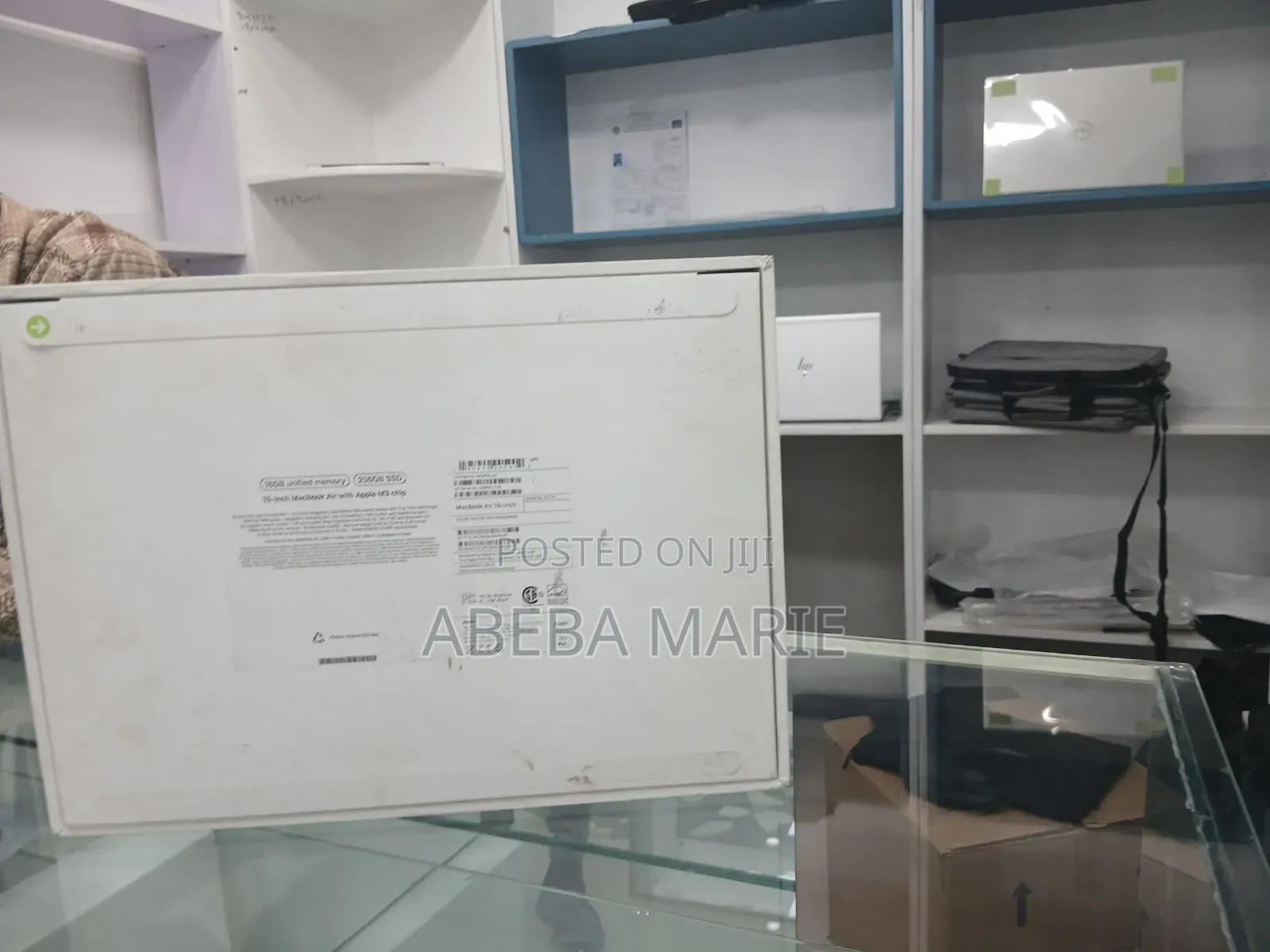 New Laptop Apple MacBook Air 2024 M3 15-Inch 16GB Apple M3 SSD 256GB