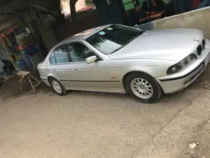 BMW 5 Series 2000 Silver