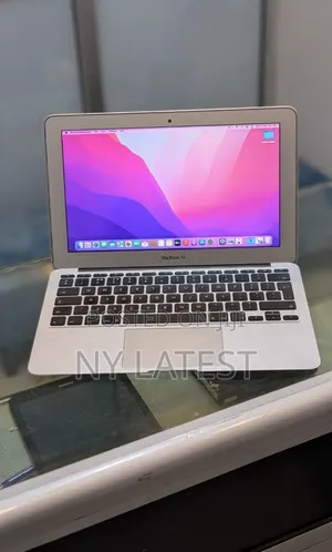 Laptop Apple MacBook 2015 4GB Intel Core I5 SSD 128GB