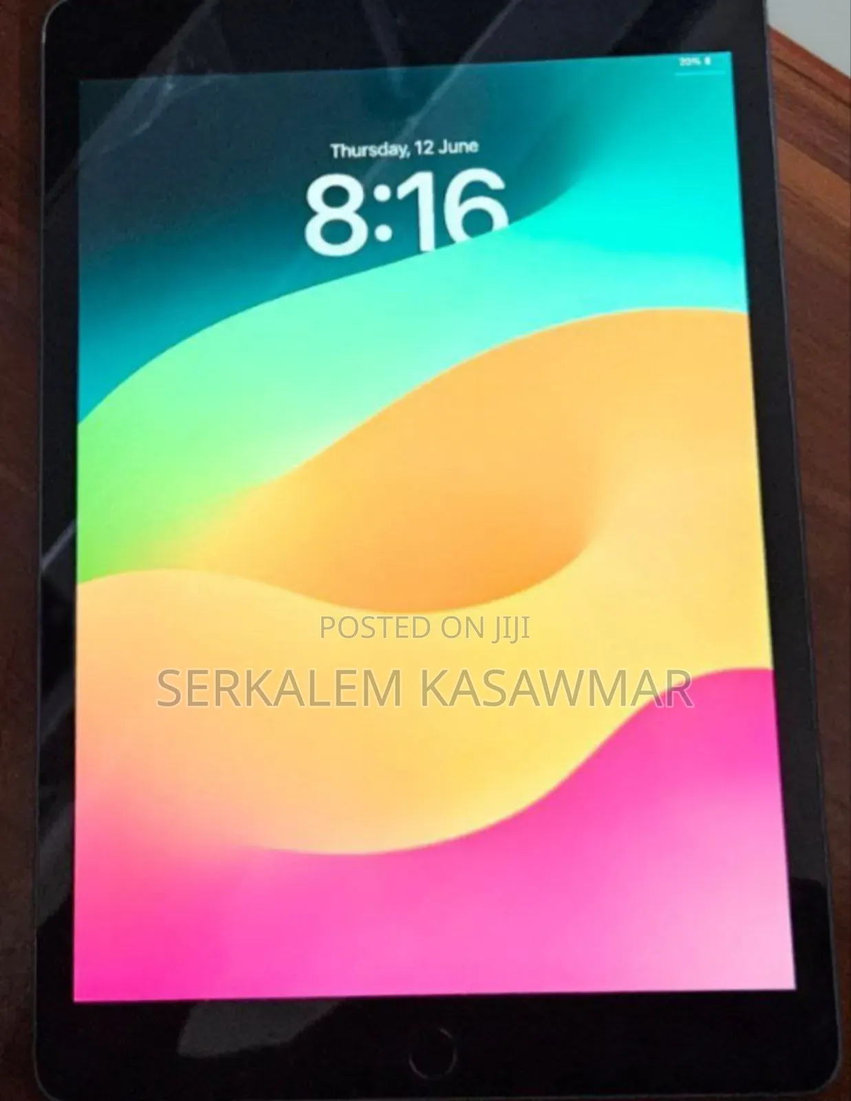 New Apple iPad 9.7 256 GB Silver