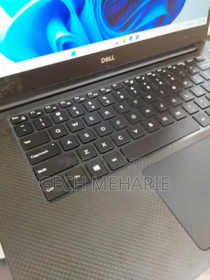 Photo - New Laptop Dell Precision 5540 16GB Intel Core I7 SSD 512GB