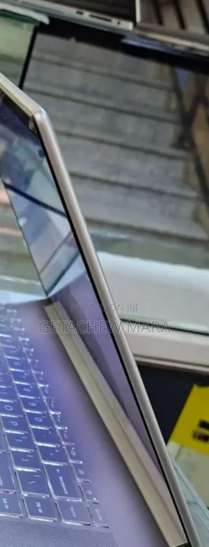 New Laptop HP Envy X360 16GB Intel Core I7 SSD 1T