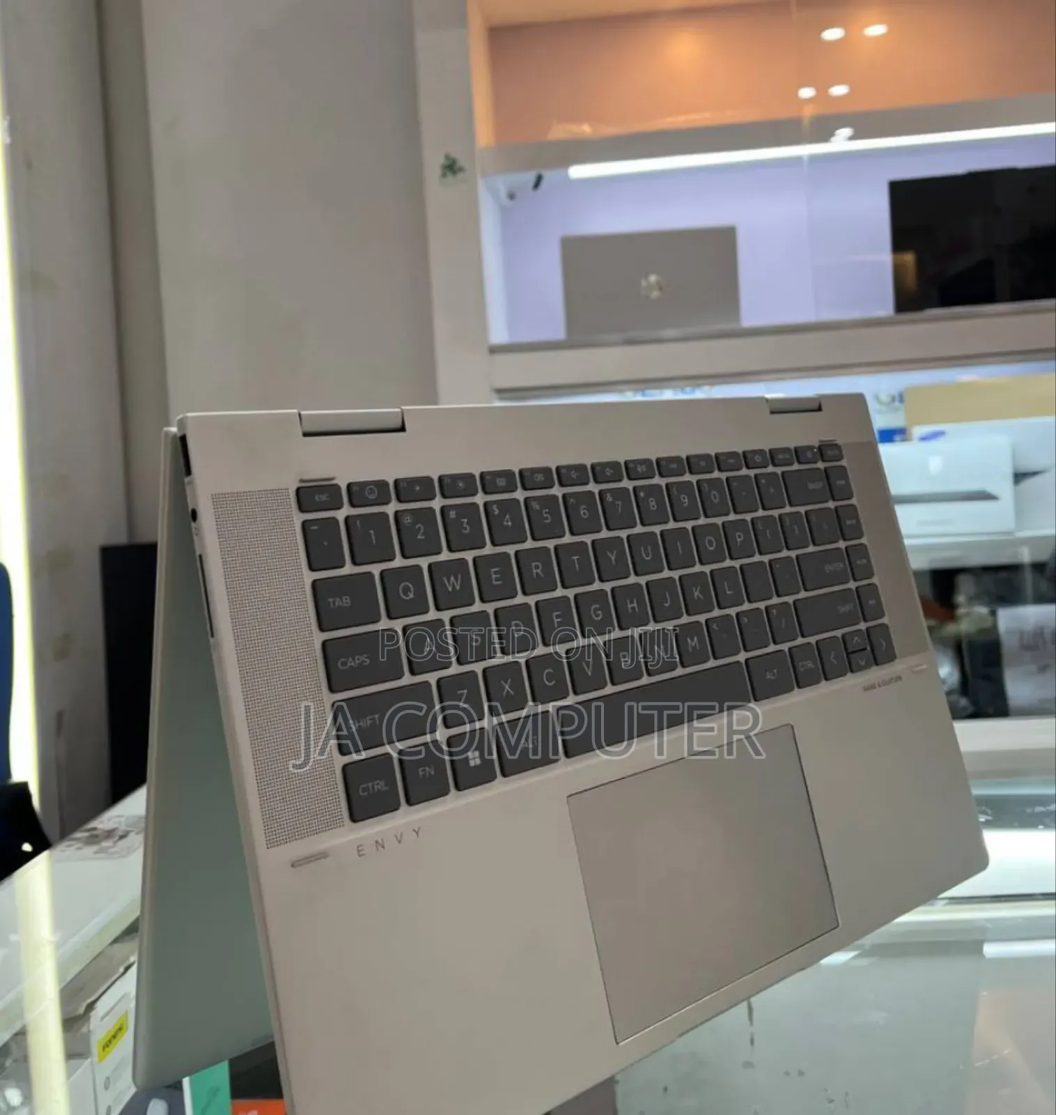 New Laptop HP Envy X360 16GB Intel Core I7 SSD 512GB