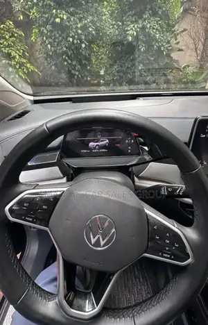 Volkswagen ID.6 2023 Blue