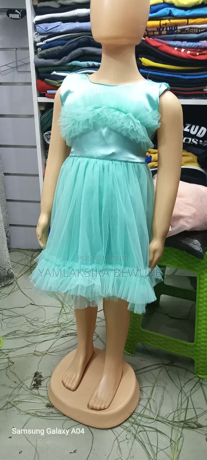 የልጆት ቬሎ መሸጫ