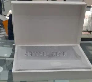 New Laptop Apple MacBook Air 2024 M3 15-Inch 8GB Apple M3 SSD 256GB