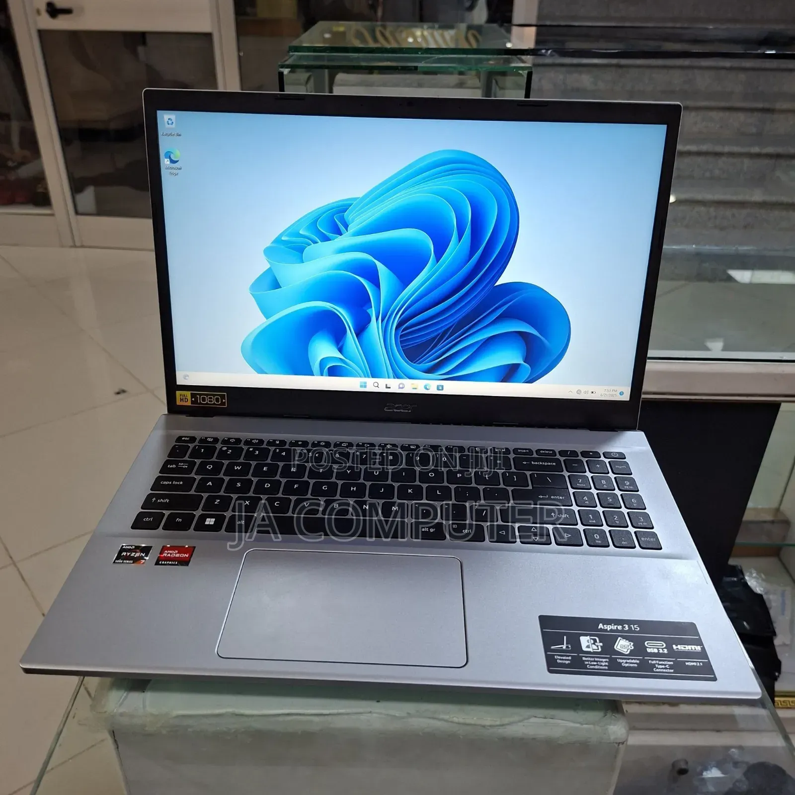 New Laptop Acer Aspire 3 16GB AMD Ryzen 7 SSD 1T