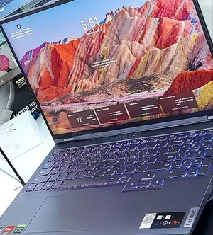New Laptop Lenovo Legion 5 16GB AMD Ryzen 7 SSD 512GB