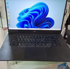 New Laptop Dell Precision 5540 16GB Intel Core I7 SSD 512GB