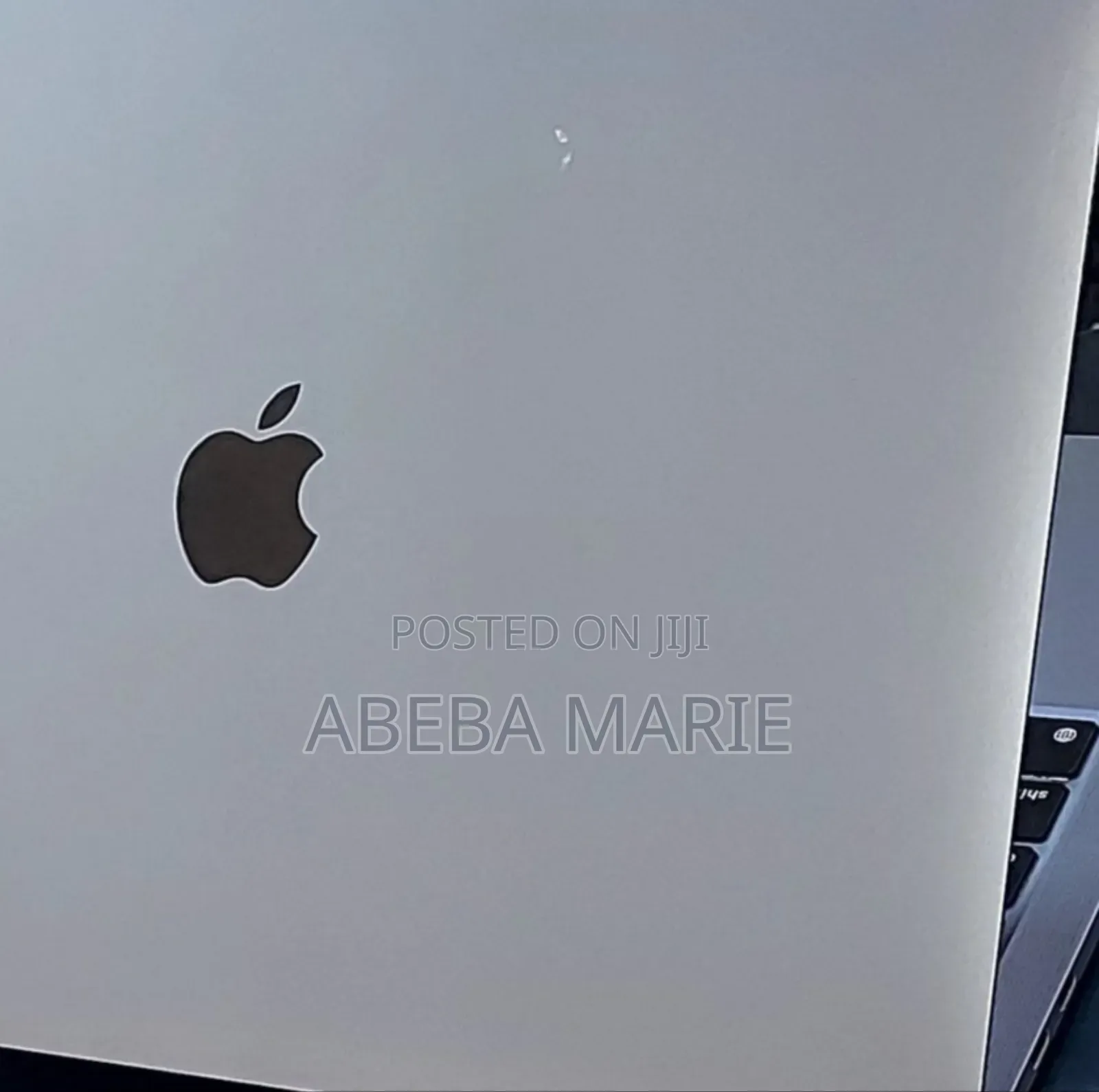 New Laptop Apple MacBook Pro 2022 M2 8GB Apple M2 SSD 256GB