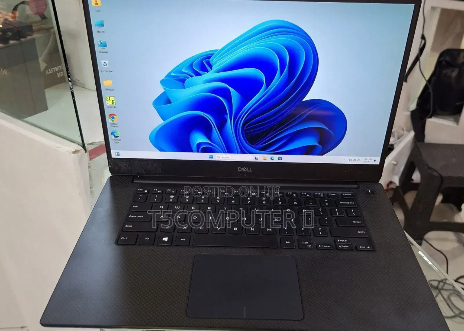 New Laptop Dell Precision 5540 16GB Intel Core I7 SSD 512GB