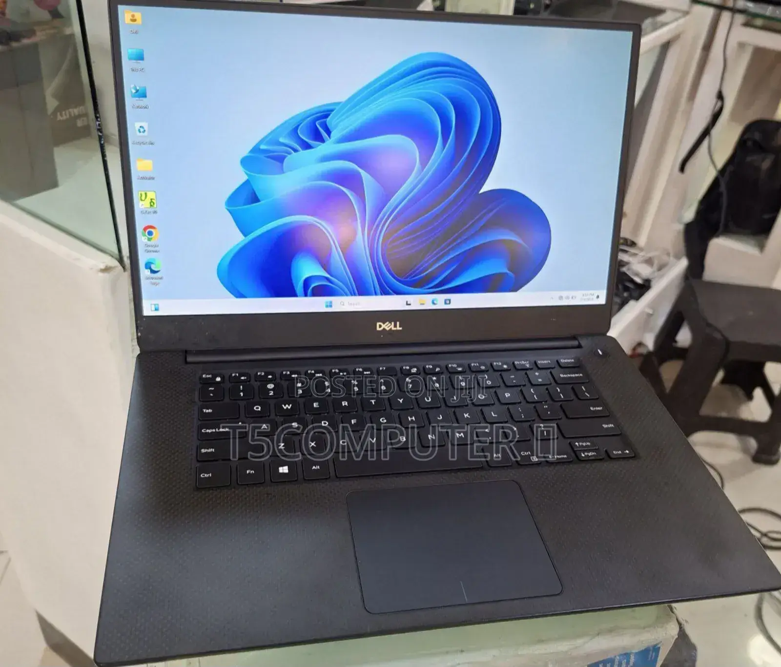 New Laptop Dell Precision 5540 16GB Intel Core I7 SSD 512GB