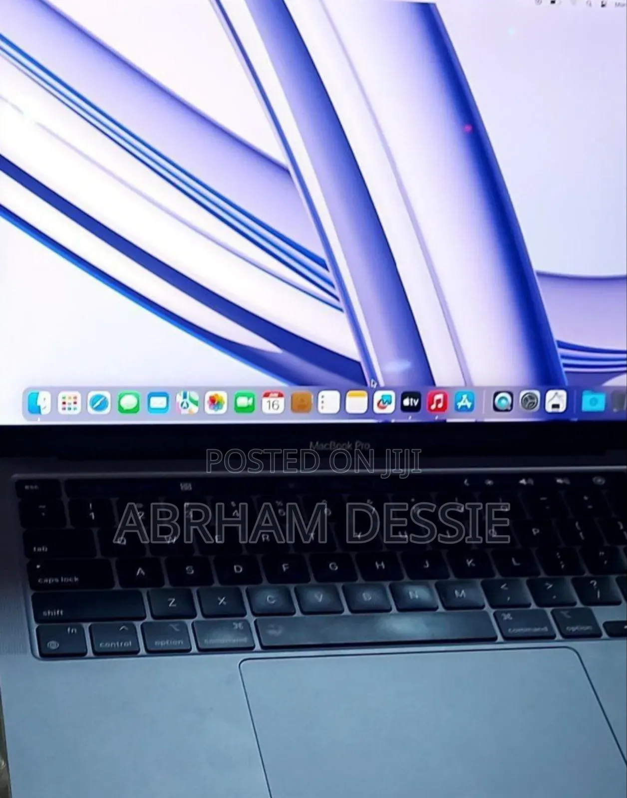 New Laptop Apple MacBook Air 2022 M2 8GB SSD 256GB