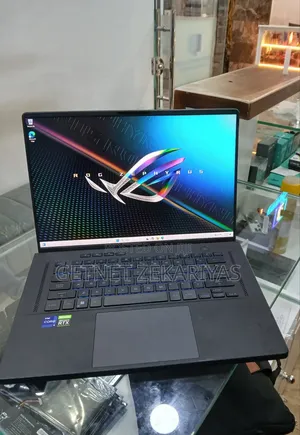 New Laptop Asus ROG Zephyrus G15 16GB Intel Core I9 SSD 1T