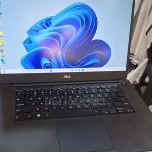 Photo - New Laptop Dell Precision 5540 16GB Intel Core I7 SSD 512GB