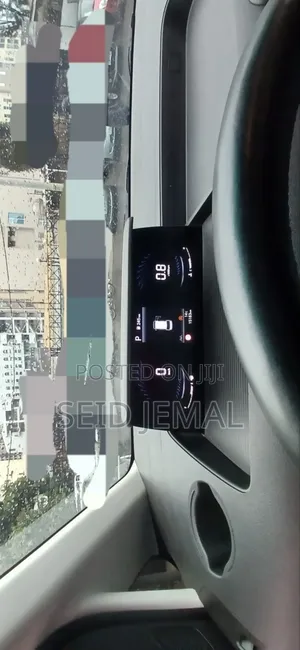 Hyundai Staria 2023 Gray