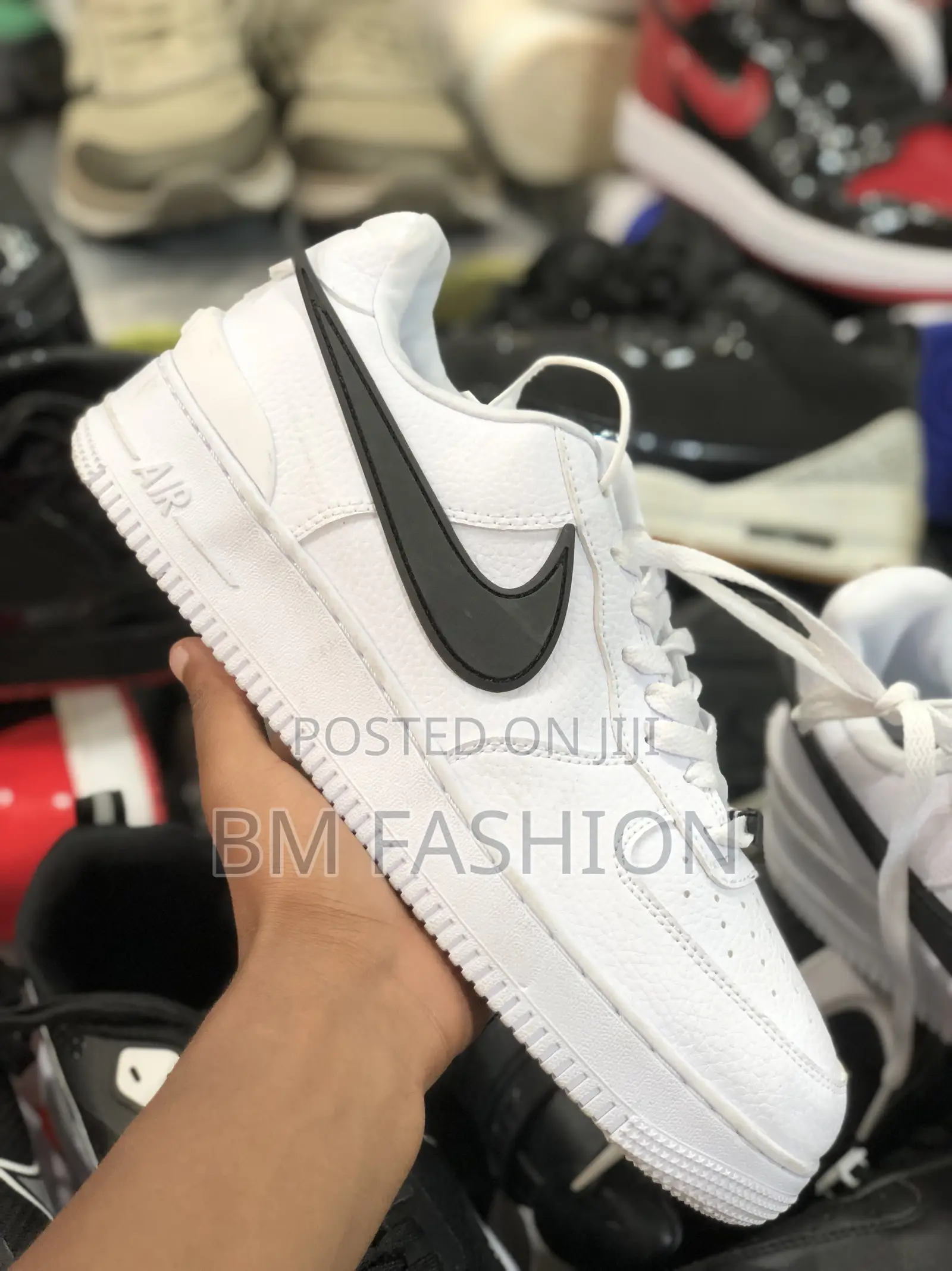 Air Force 1 Nike Black Logo