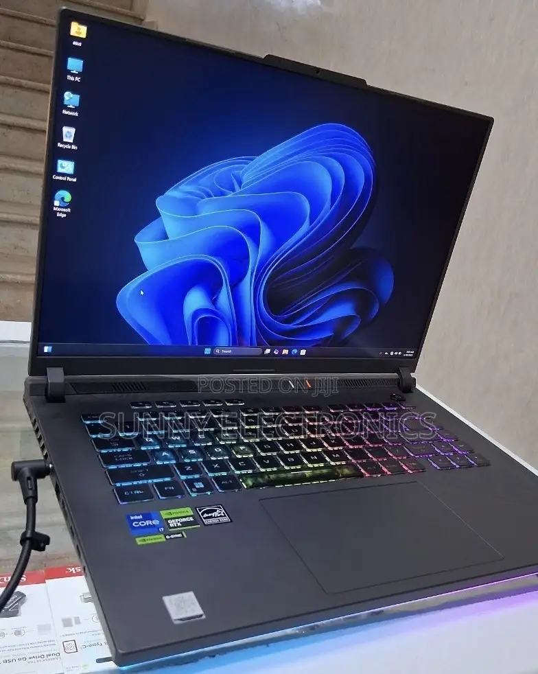 New Laptop Asus ROG Strix G16 G614 32GB Intel Core I7 SSD 1T