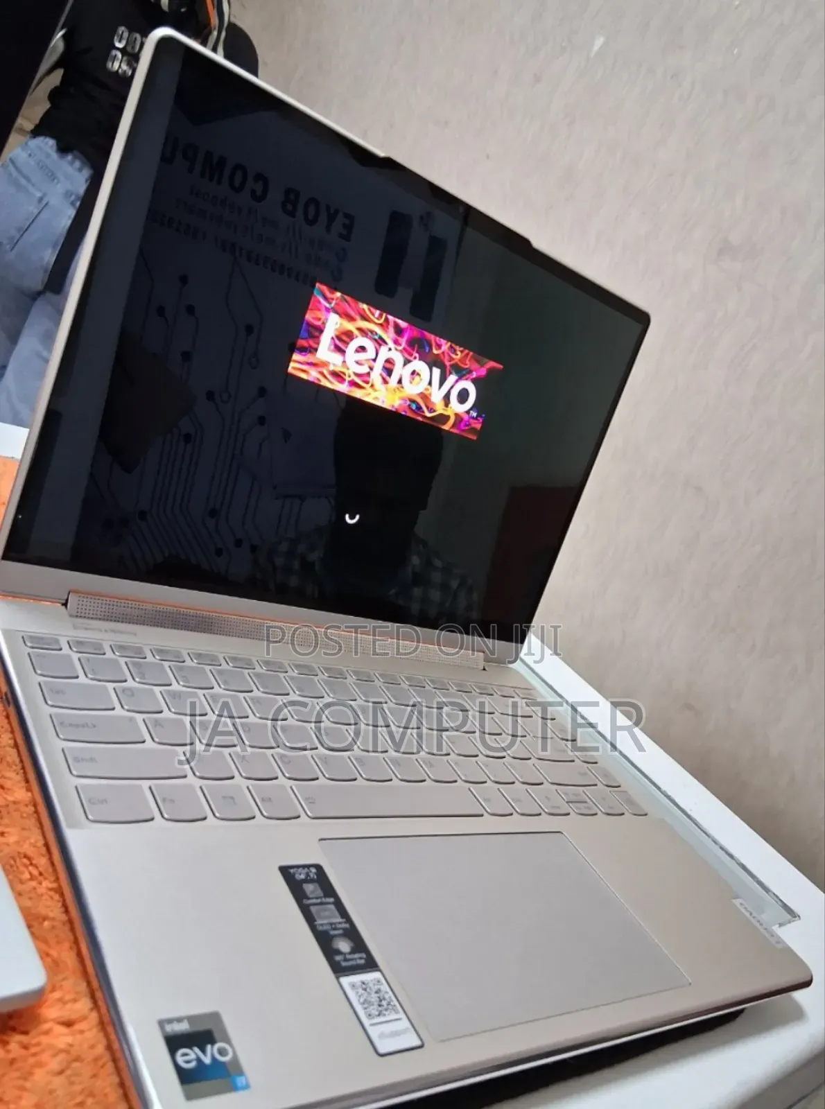 New Laptop Lenovo Yoga 9i 16GB Intel Core I7 SSD 512GB