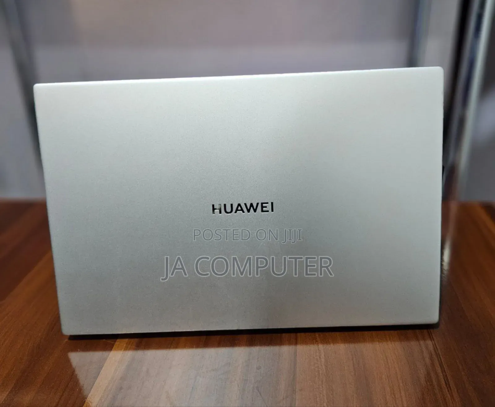 New Laptop Huawei MateBook HZ-W19 8GB AMD Ryzen 5 SSD 512GB