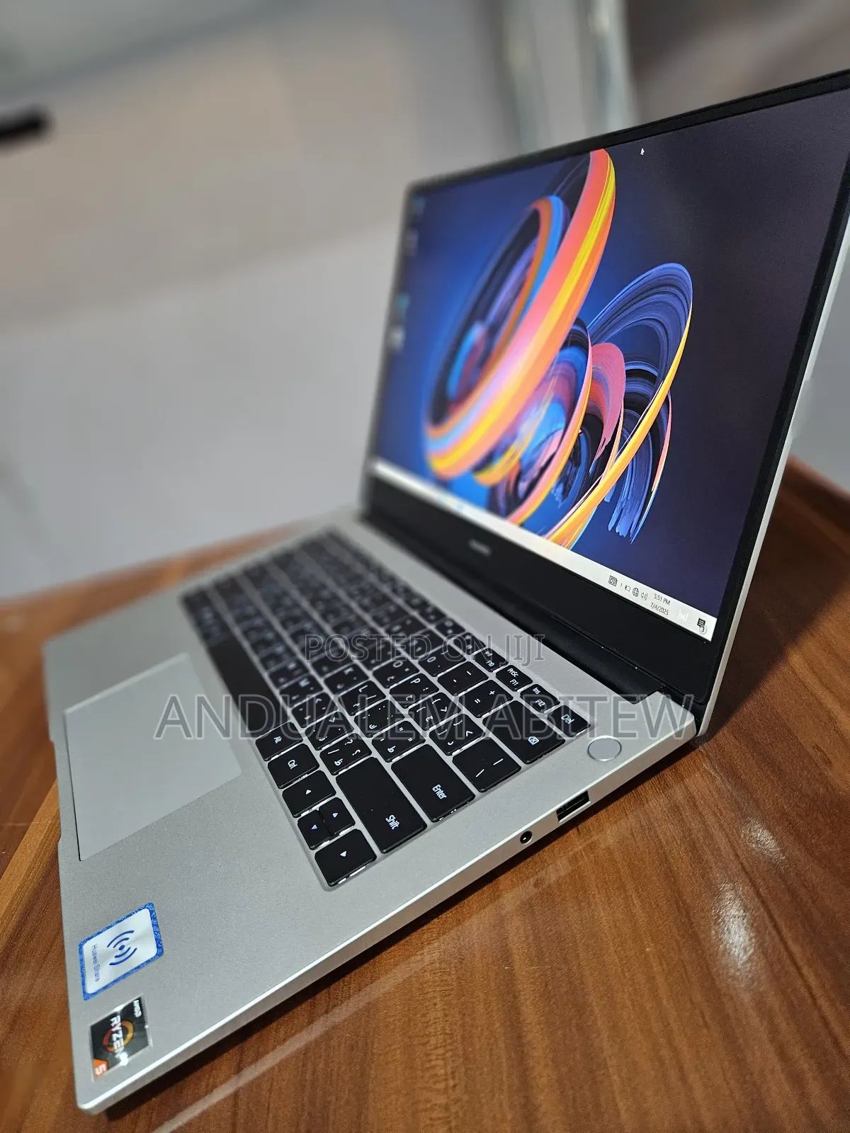 New Laptop Huawei MateBook HZ-W19 8GB AMD Ryzen 5 SSD 512GB