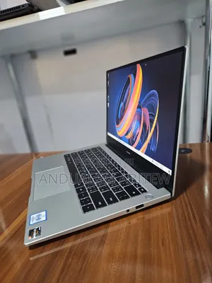 New Laptop Huawei MateBook HZ-W19 8GB AMD Ryzen 5 SSD 512GB