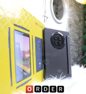 New C idea CM810 256 GB