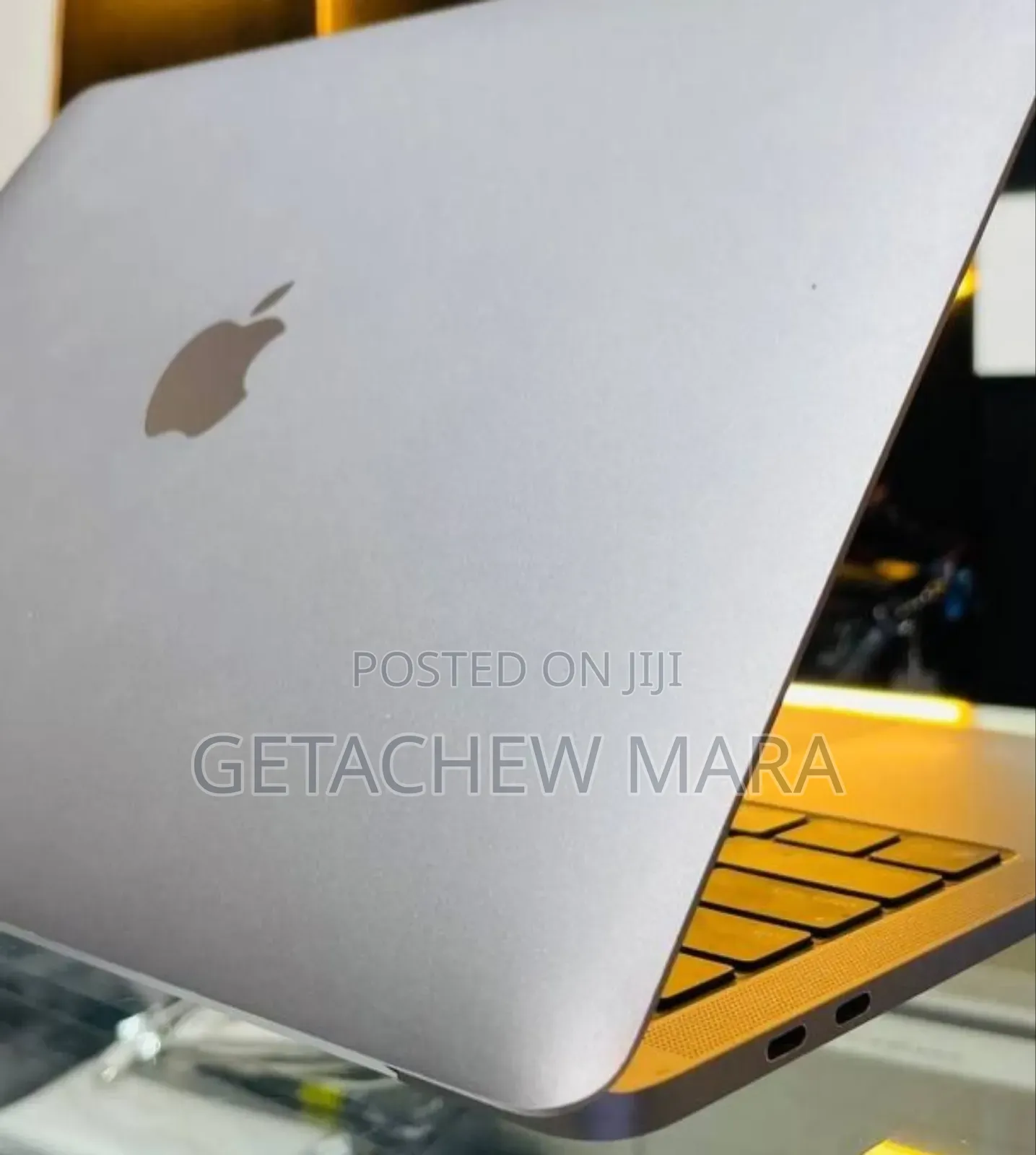 New Laptop Apple MacBook Pro M1 8GB Intel Core I5 SSD 256GB